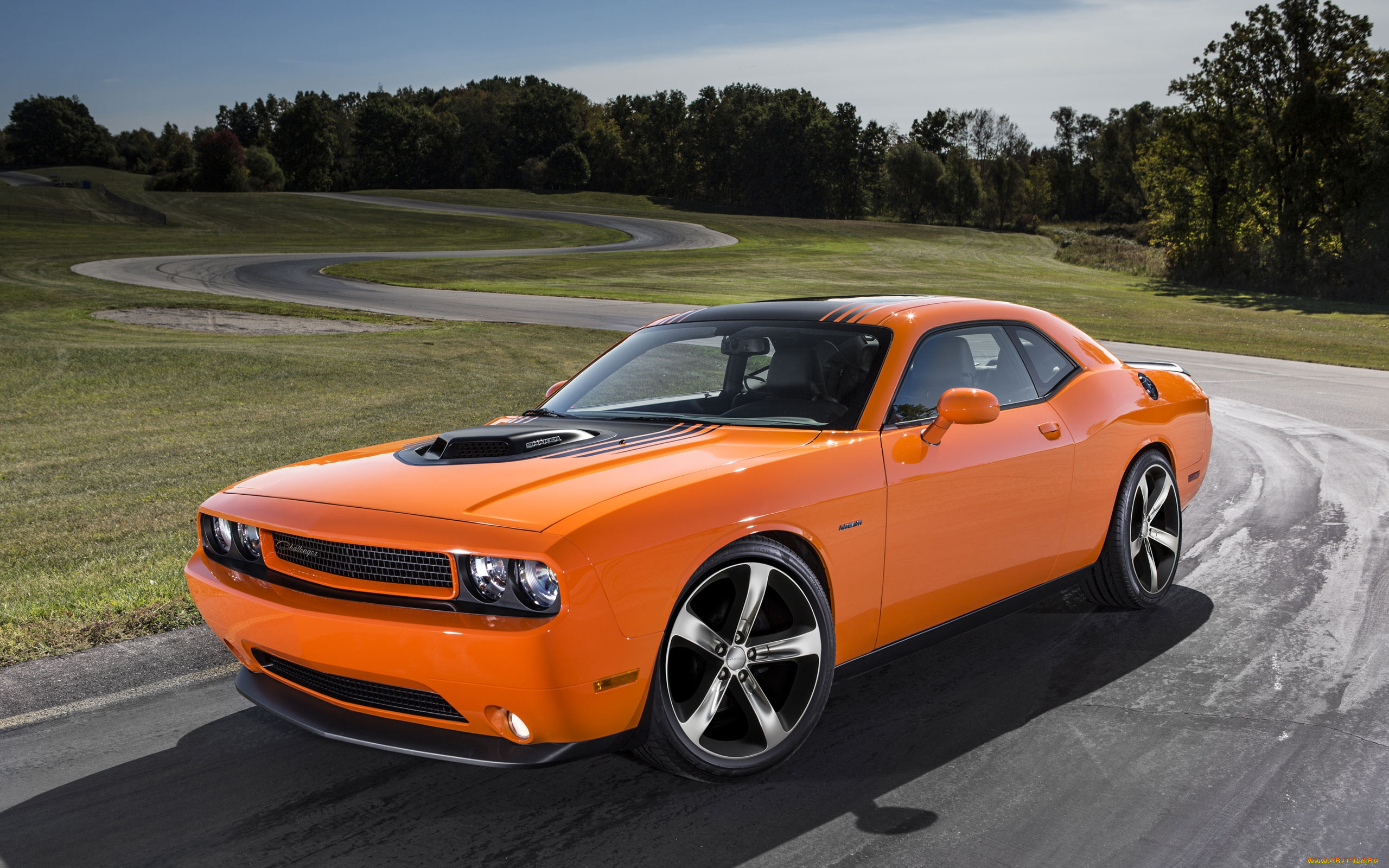 dodge challenger 2014